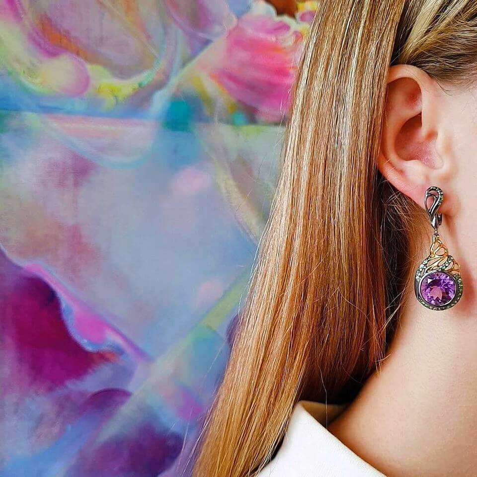 Серебряное кольцо с аметистом и гранатами-цаворитами