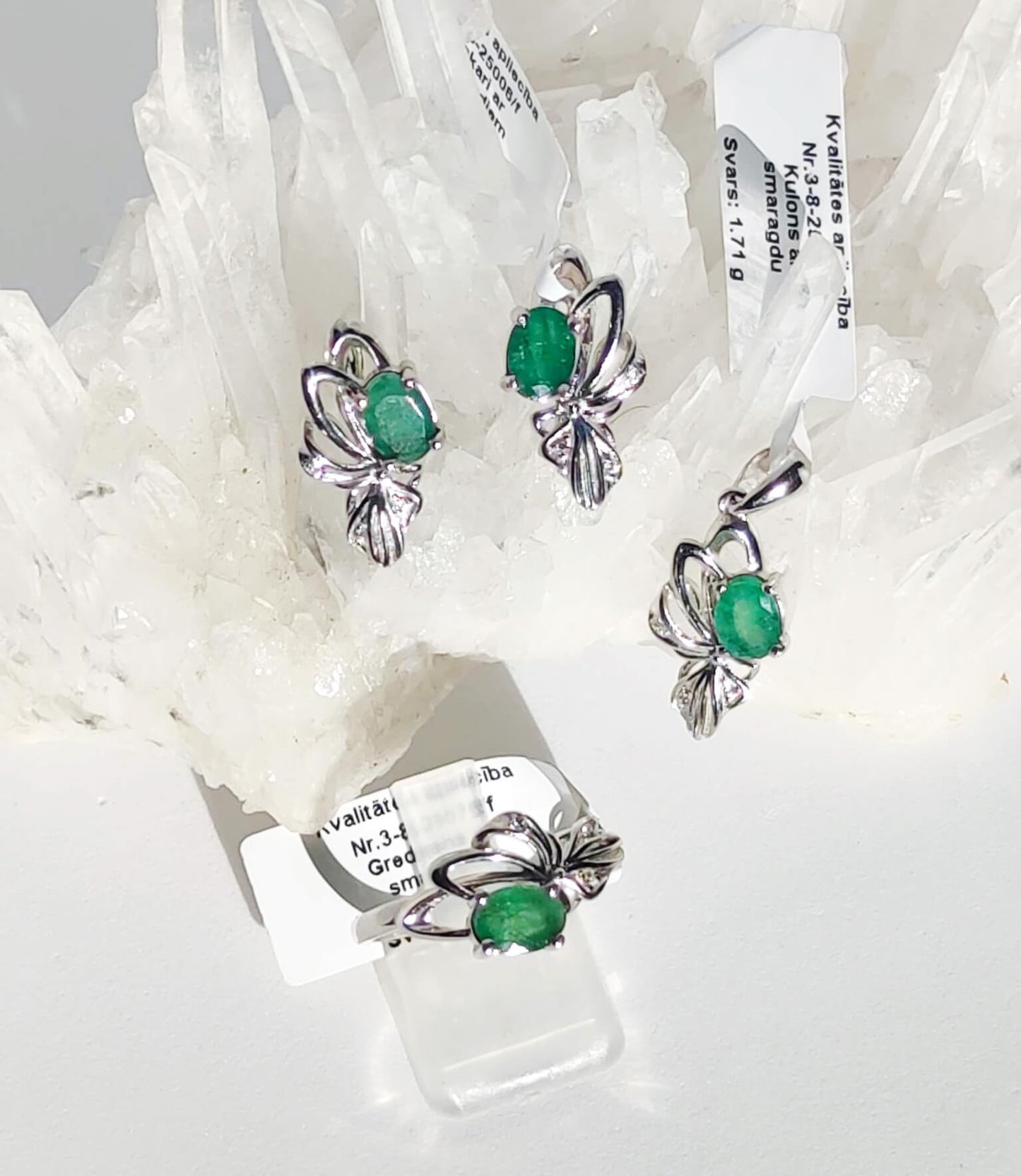 Silver Pendant with Emerald and Zircons