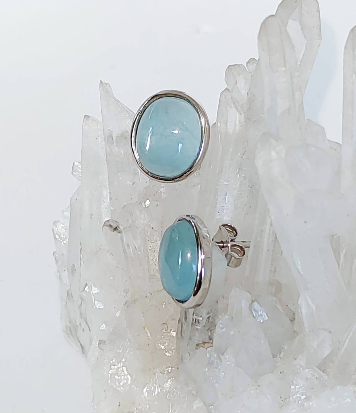 Silver Pendant with Aquamarine