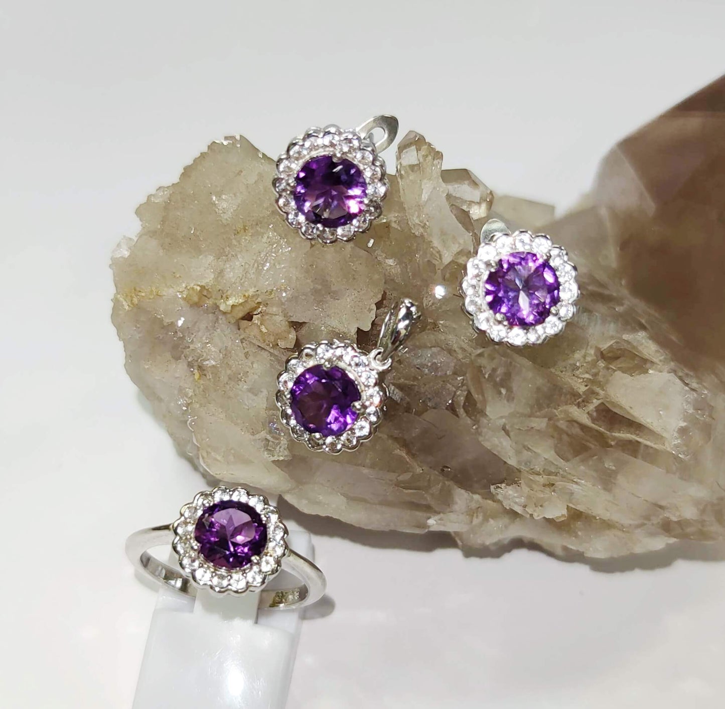 Silver Pendant with Amethyst and Zircons