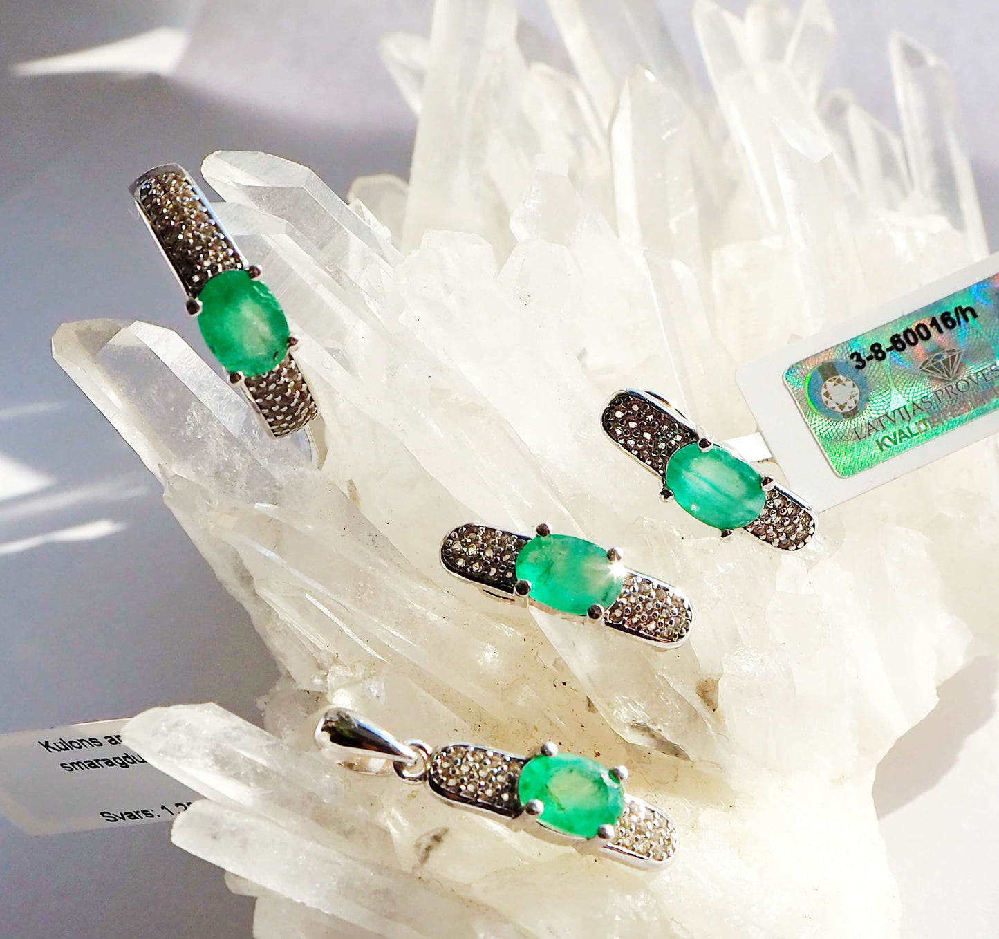 Silver Pendant with Emerald and Zircons