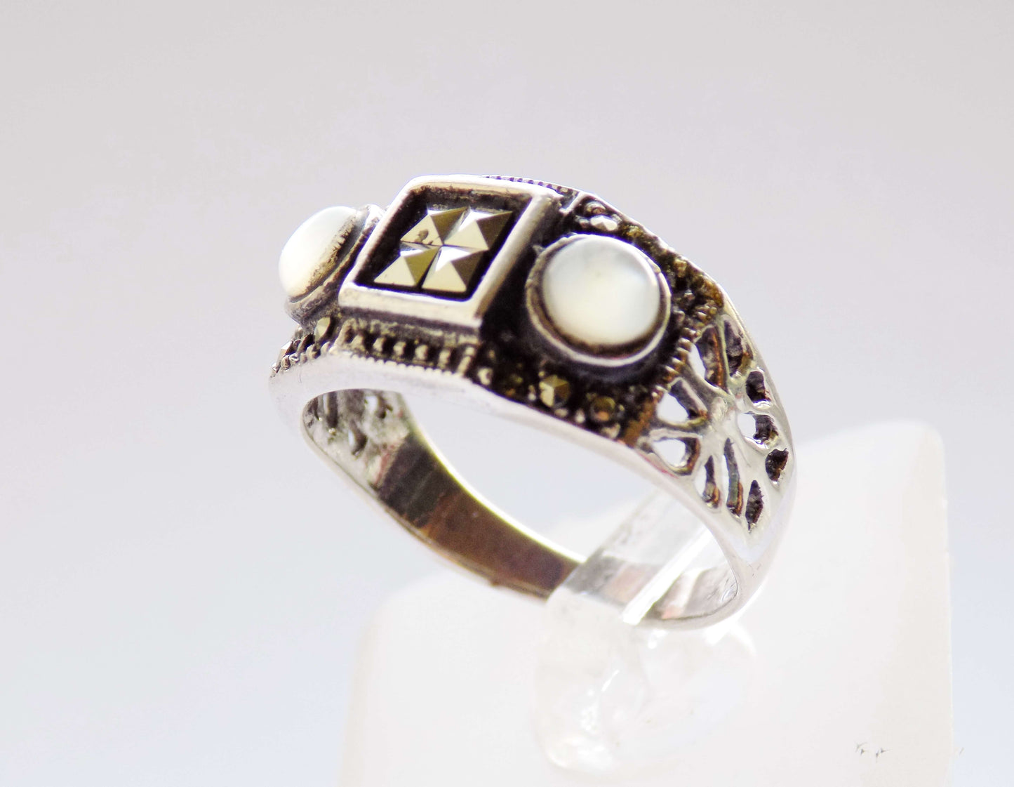 Silver Ring with White Nacre