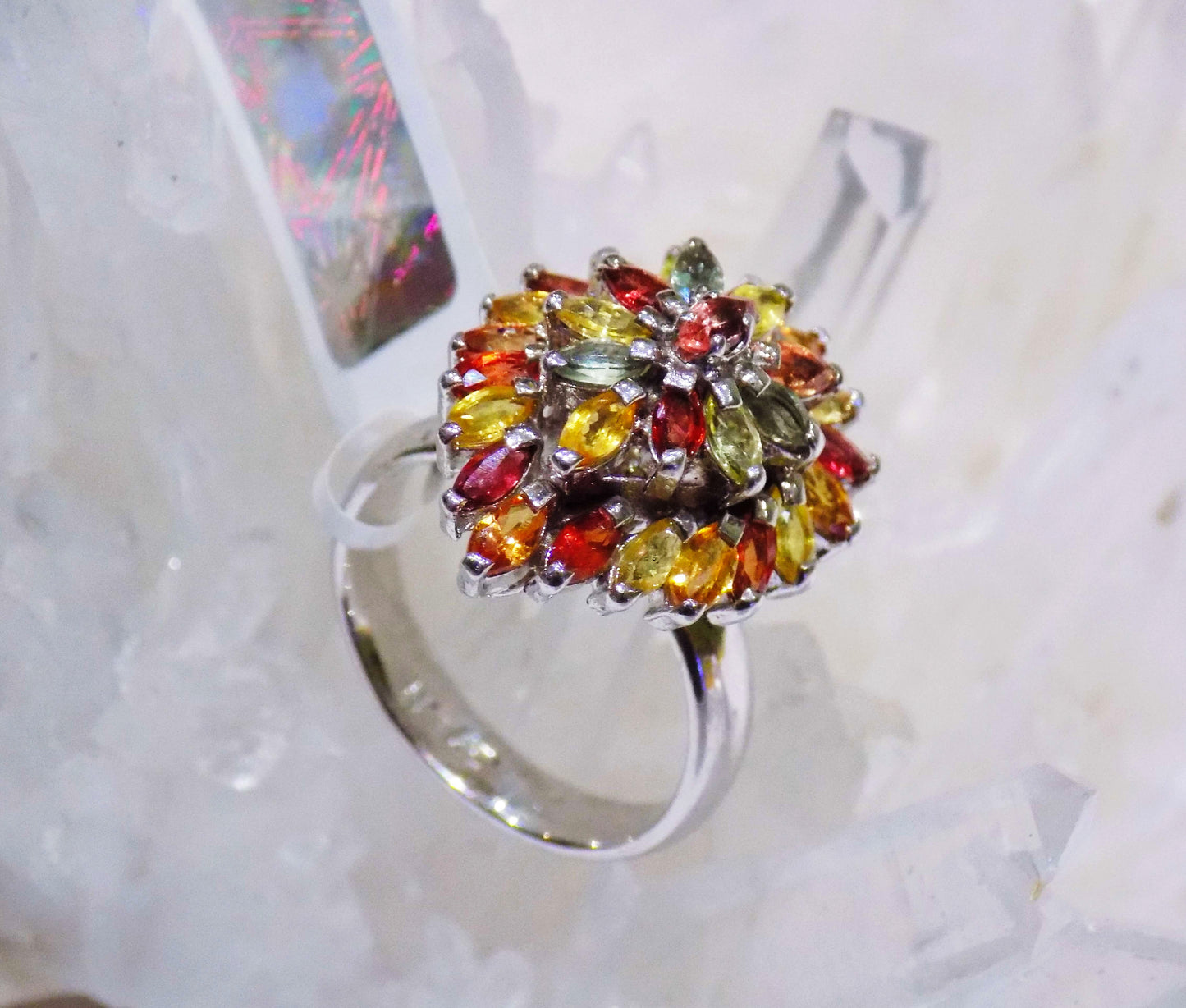 Серебряное кольцо с разноцветными Сапфирами