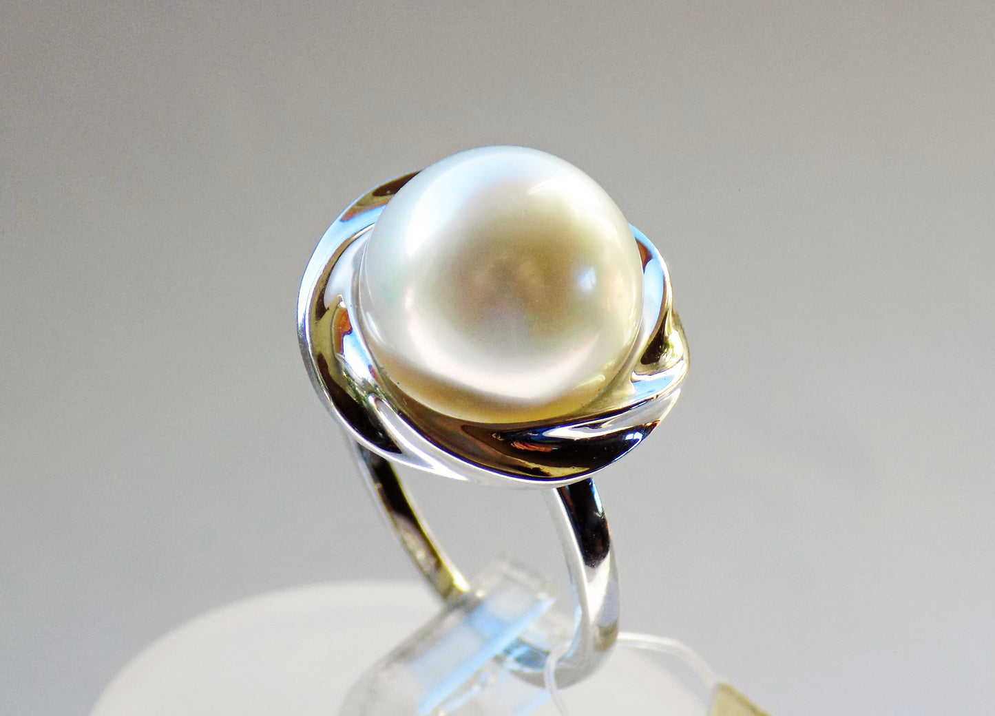 Silver Ring with Light Golden Sea Pearl
