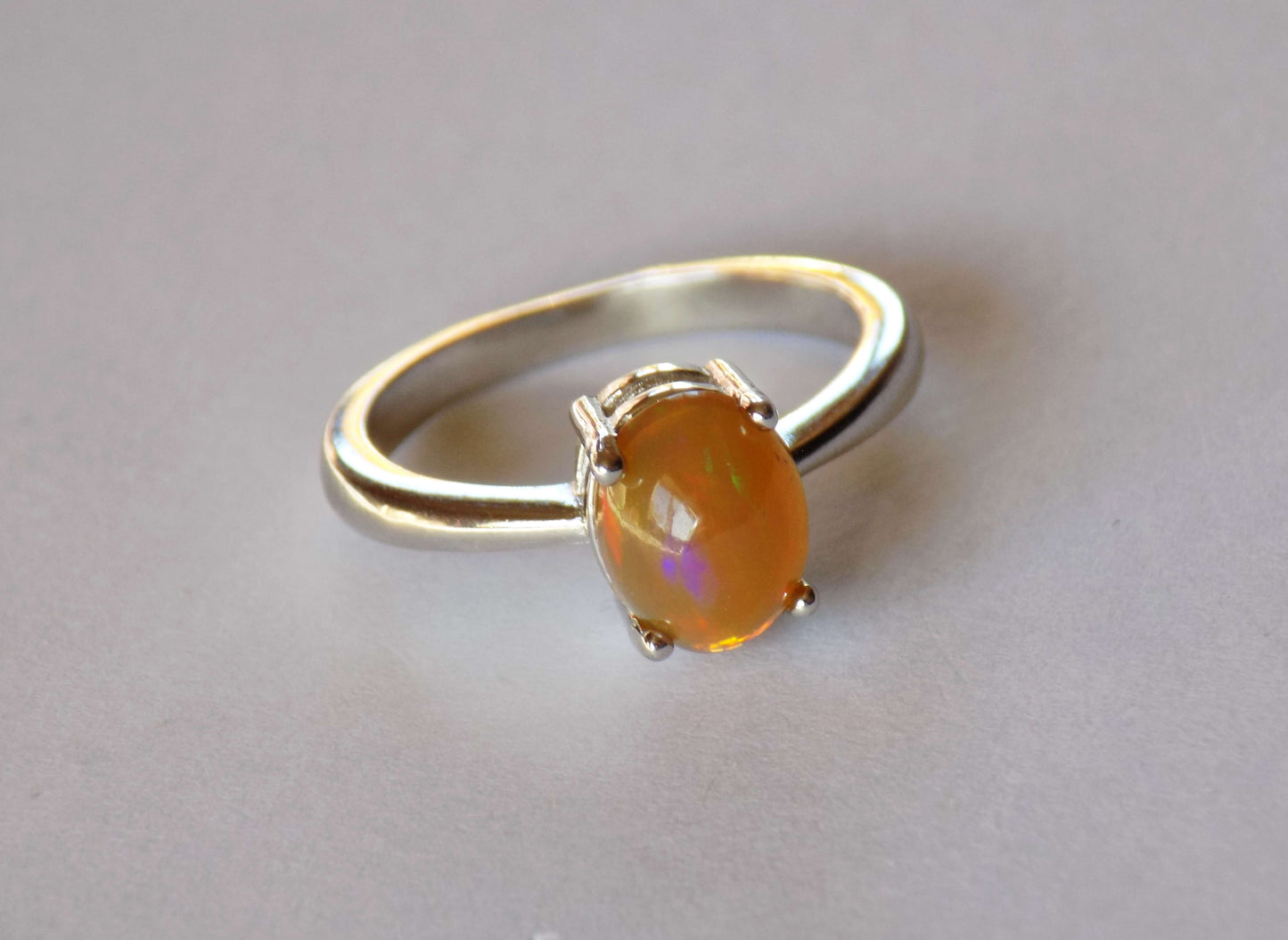 Silver Ring with Mexican Opal - AnArt
