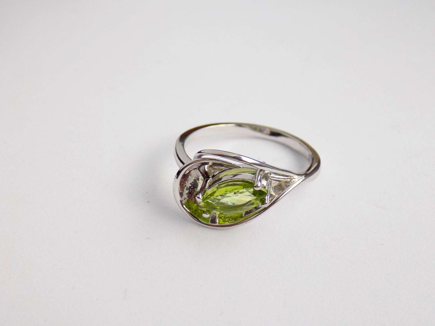 Silver Ring with Peridot - AnArt