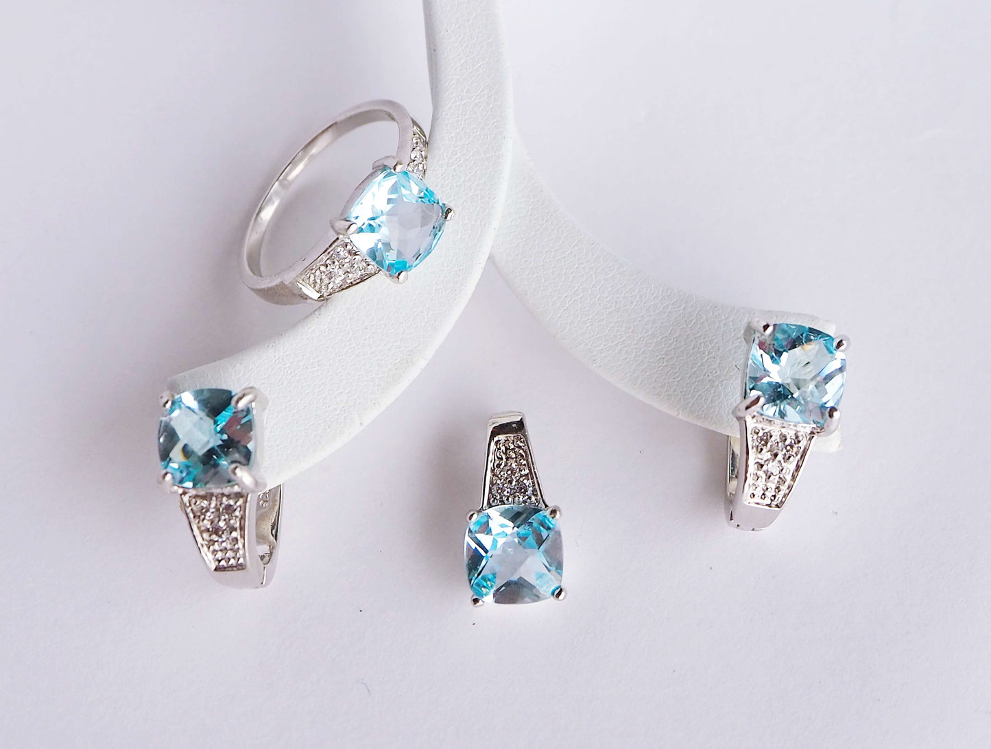 Silver Pendant with Blue Topaz and Zircons