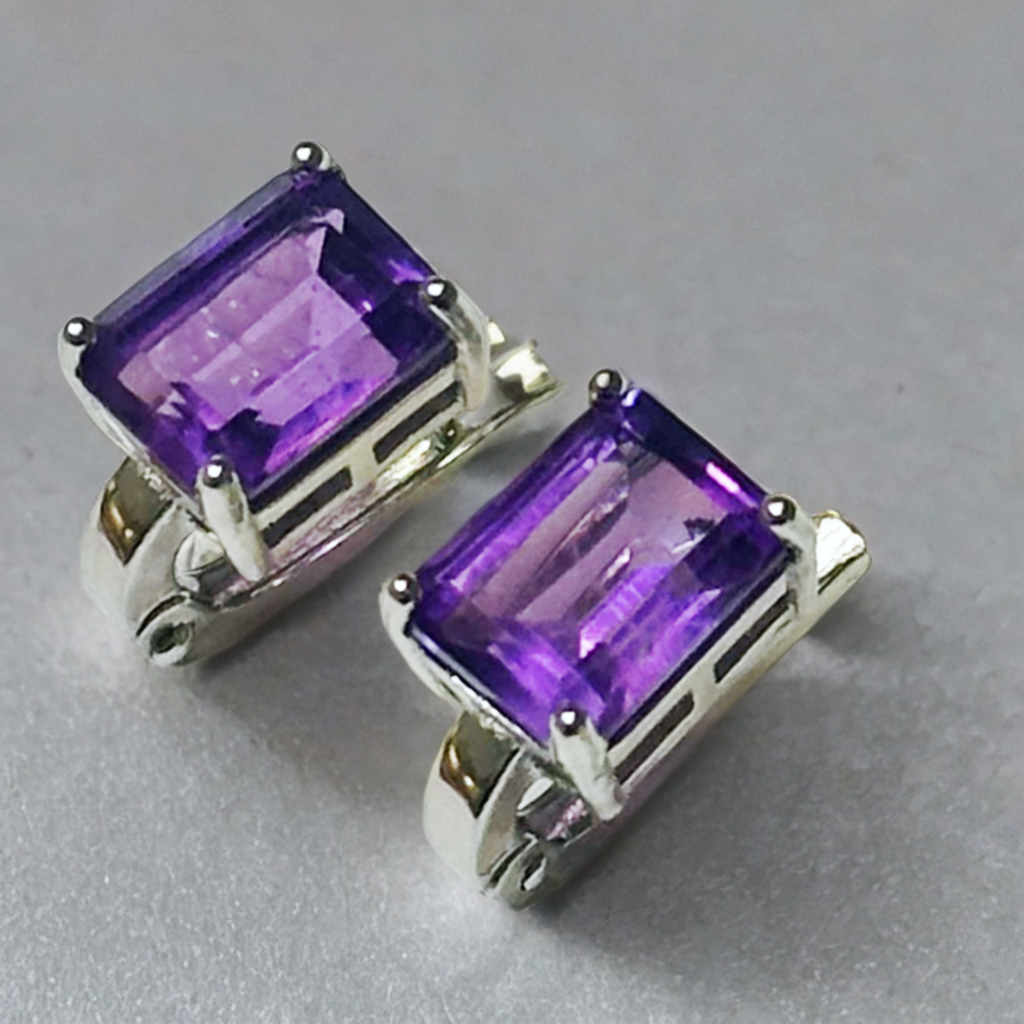 Silver Earrings with Amethysts