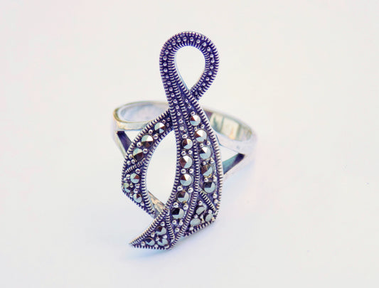 Серебряное кольцо