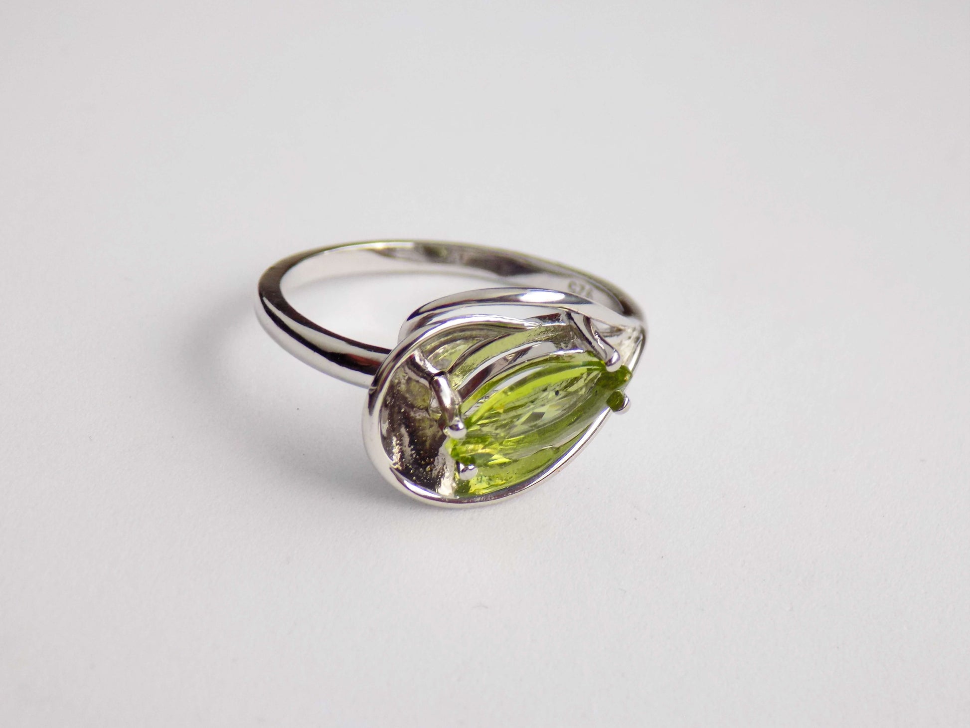 Silver Ring with Peridot - AnArt