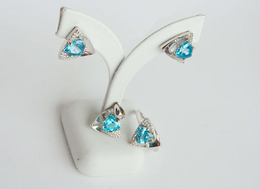 Silver Ring with Swiss Blue Topaz and Zircons